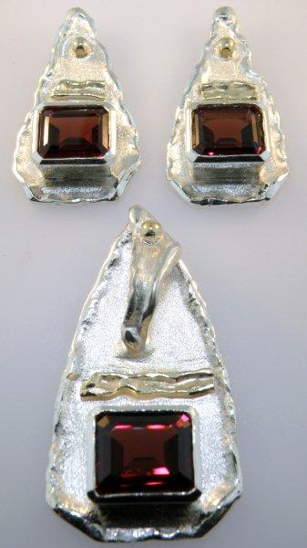 Mozambique Garnet Pendant and Earrings