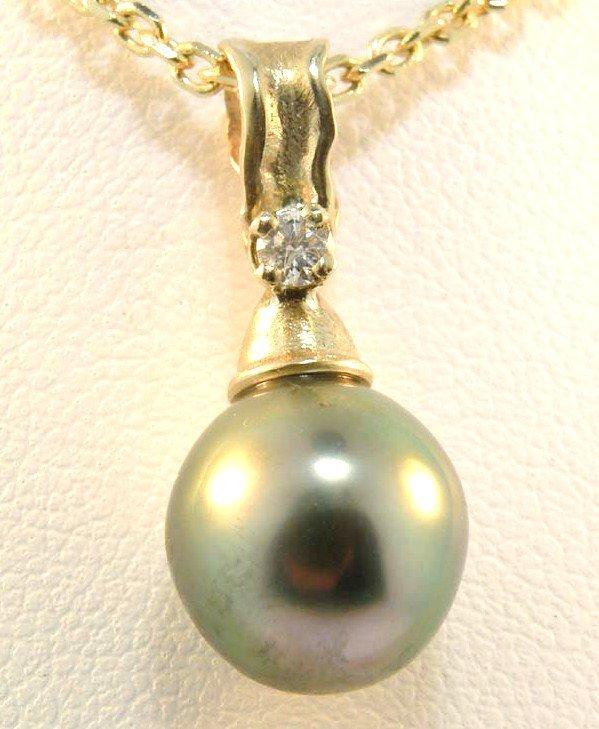 TAHITIAN PEARL PENDANT